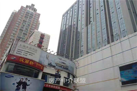 华龙西苑紧邻佛山小学佛山中学精装修四居室送储藏室